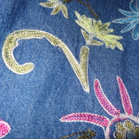 Studio Works Denim Jacket Embroidered Flowers Sz S - Picture 4 of 12